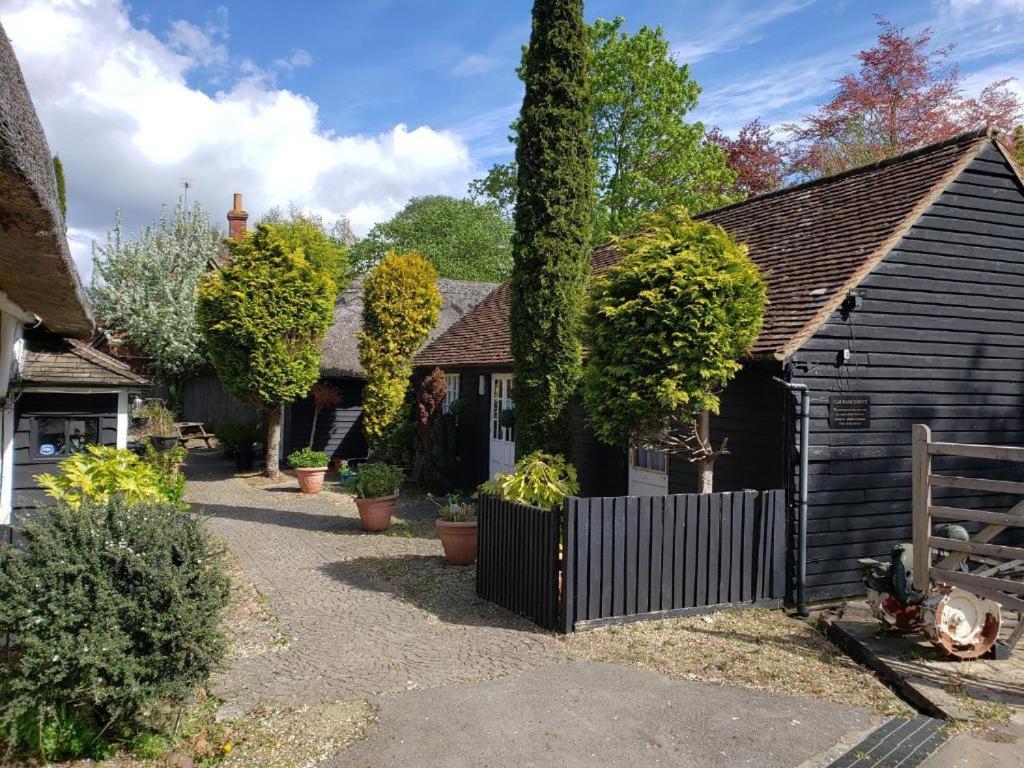 Abingplough House Bed & Breakfast Abingdon-on-Thames Exterior photo